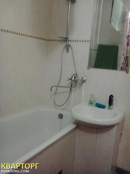 Sell 2-room apartment. Киев,  Лисковская — photo 3