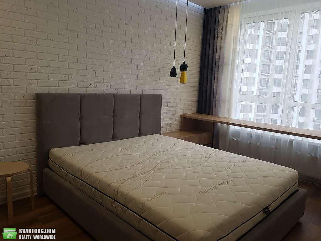 Rent out 2-room apartment. Киев,  Заречная — photo 6