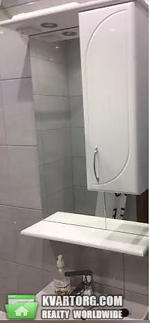 Rent out 1-room apartment. Киев,  Стадионная — photo 2