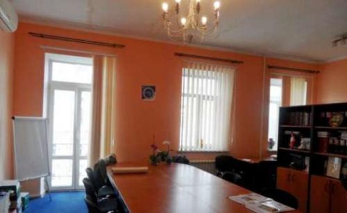 Rent out office. Киев, Золотые Ворота — photo 1