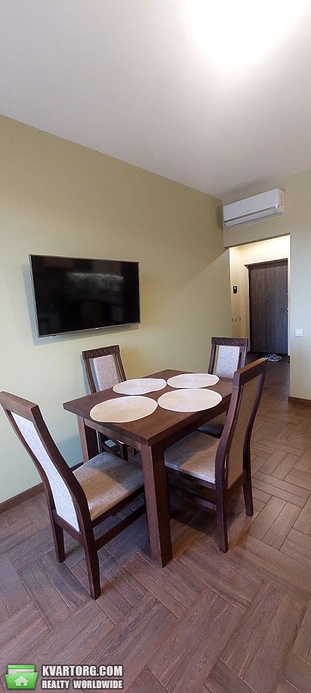 Rent out 2-room apartment. Киев,  Шолуденко — photo 8
