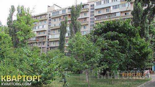 Sell 3-room apartment. Киев,  Серафимовича — photo 1
