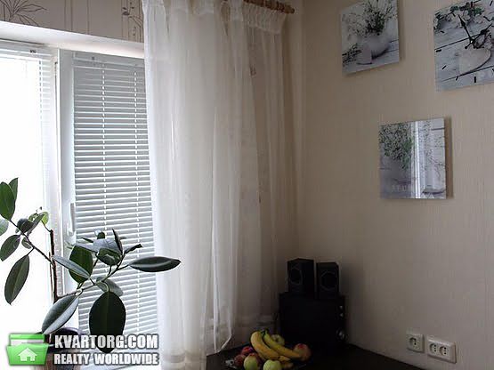 Rent out 1-room apartment. Киев, Тупикова — photo 2