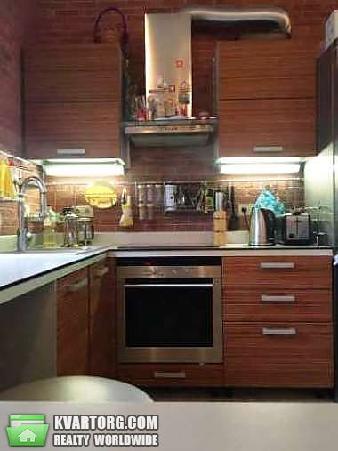 Sell 2-room apartment. Киев,  Искровская — photo 1