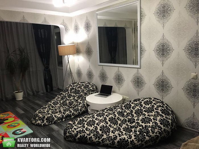 Sell 3-room apartment. Киев,  Дубровицкая — photo 3