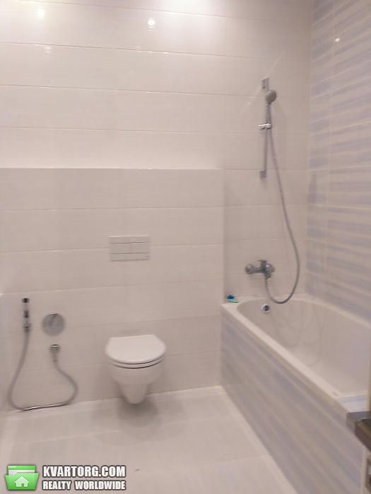 Rent out 2-room apartment. Киев, Дегтярная — photo 2