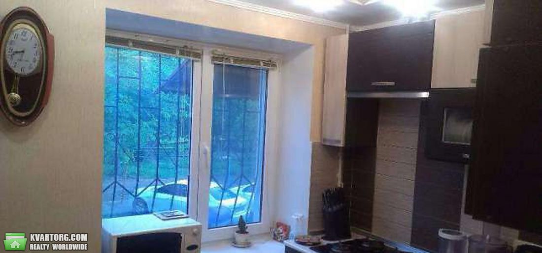 Sell 2-room apartment. Киев,  Метрологическая — photo 1