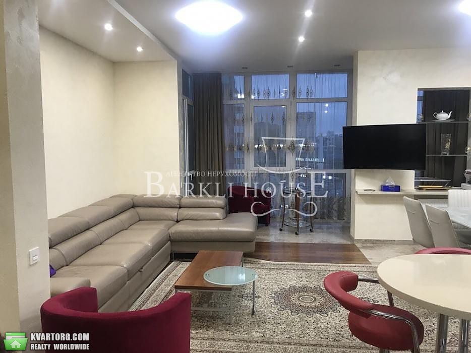 Rent out 3-room apartment. Киев,  Златоустовская — photo 2