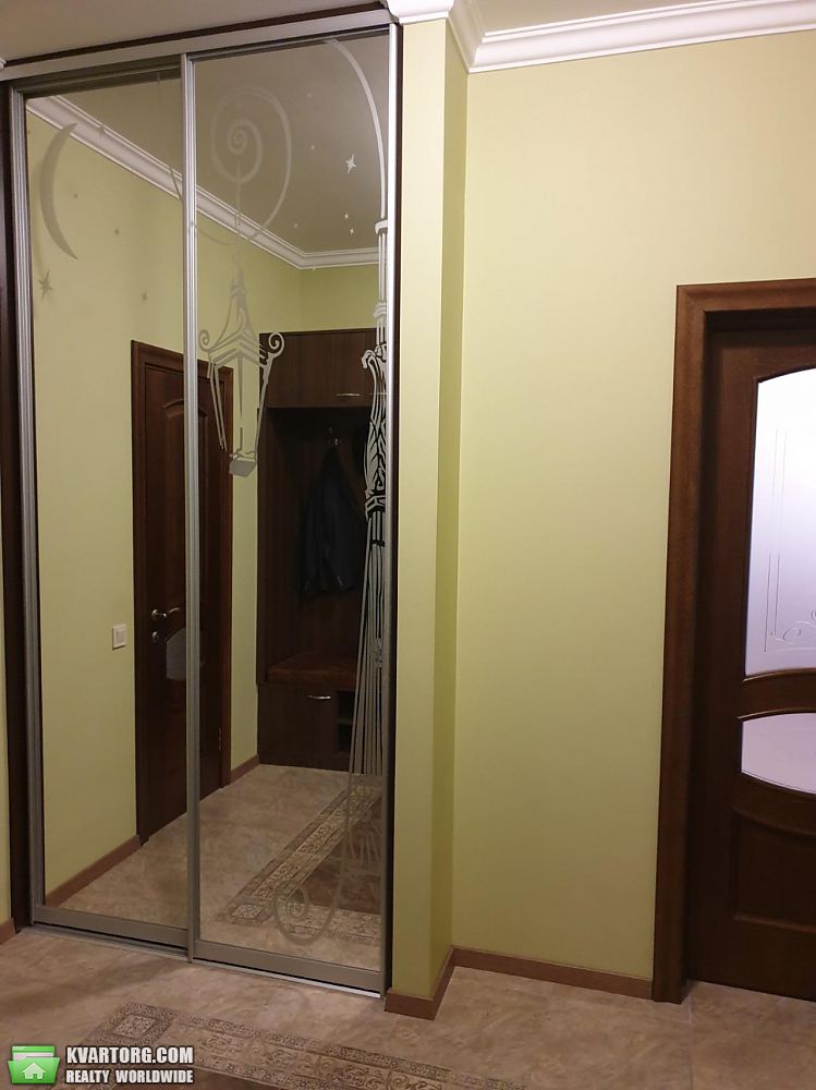 Rent out 2-room apartment. Киев,  Глубочицкая — photo 5