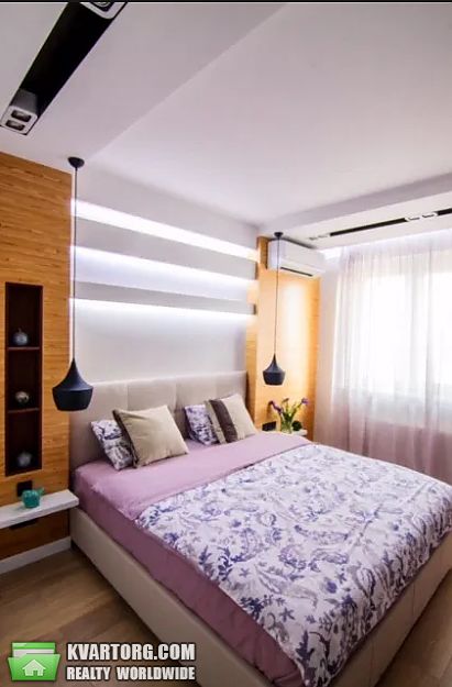 Rent out 2-room apartment. Киев,  Моторный пер — photo 5