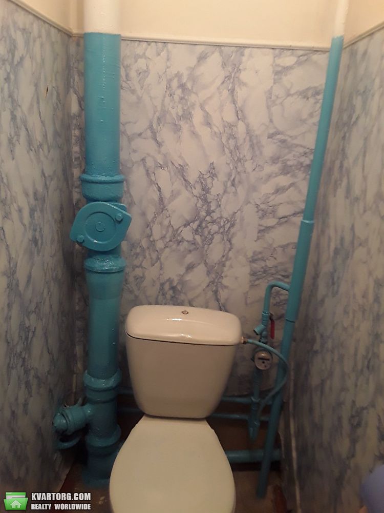 Rent out 2-room apartment. Киев,  Алма-Атинская — photo 8