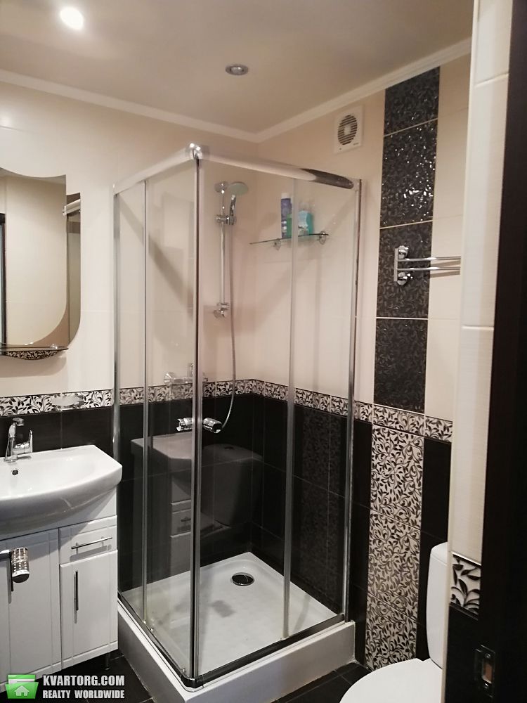 Rent out 1-room apartment. Донецк,  Ильича — photo 4