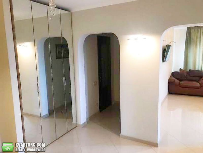 Rent out 2-room apartment. Киев,  Феодосийский пер — photo 8