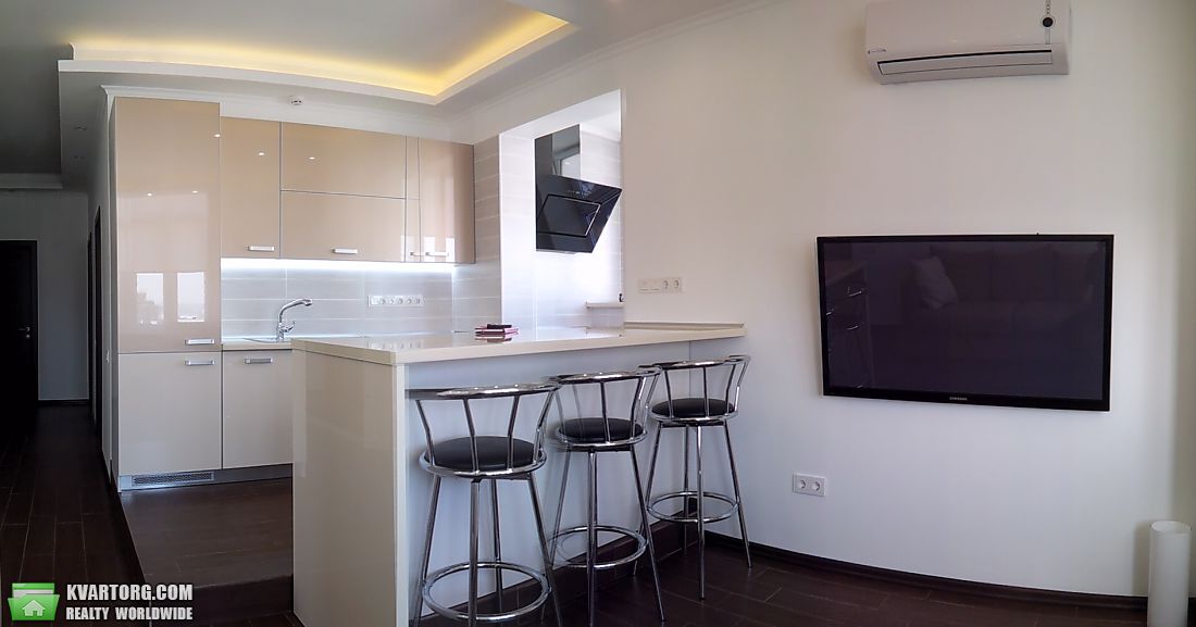 Sell 2-room apartment. Киев,  Лаврухина — photo 2