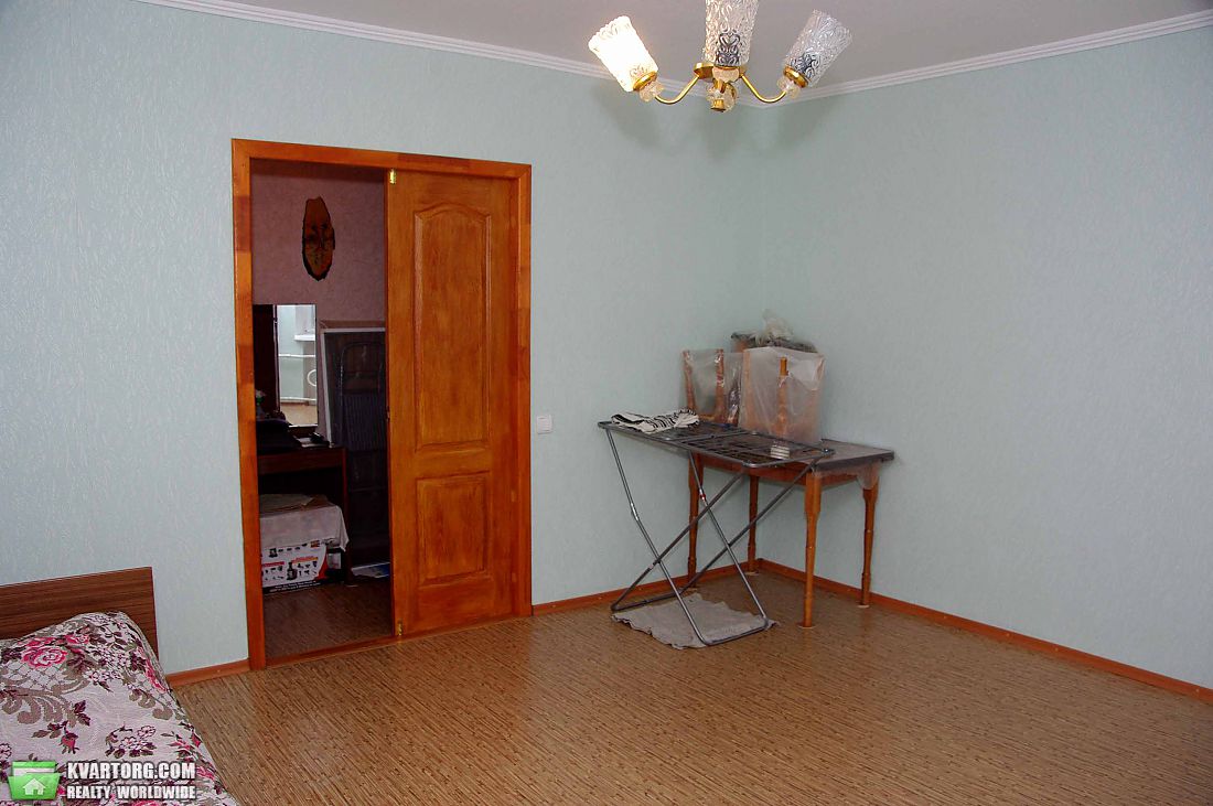 Sell 2-room apartment. Харьков, м-он №2 — photo 2