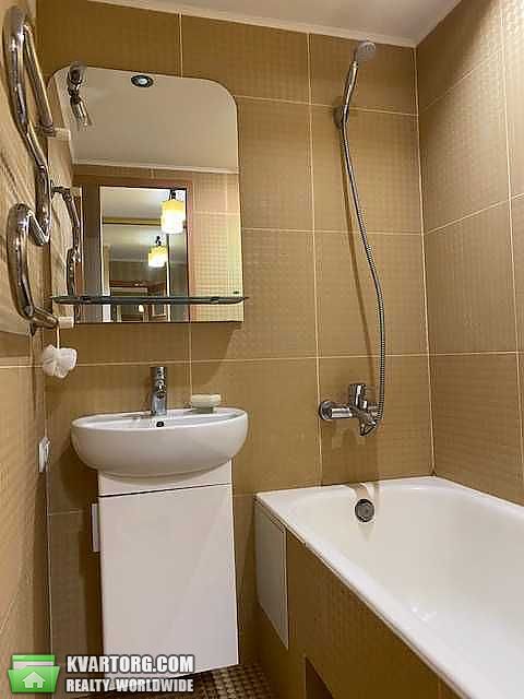 Sell 1-room apartment. Киев,  Березняковская — photo 10