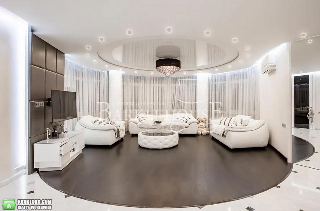 Rent out 3-room apartment. Киев,  Черновола — photo 1
