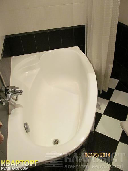 Rent out 2-room apartment. Киев,  Срибнокильская — photo 9