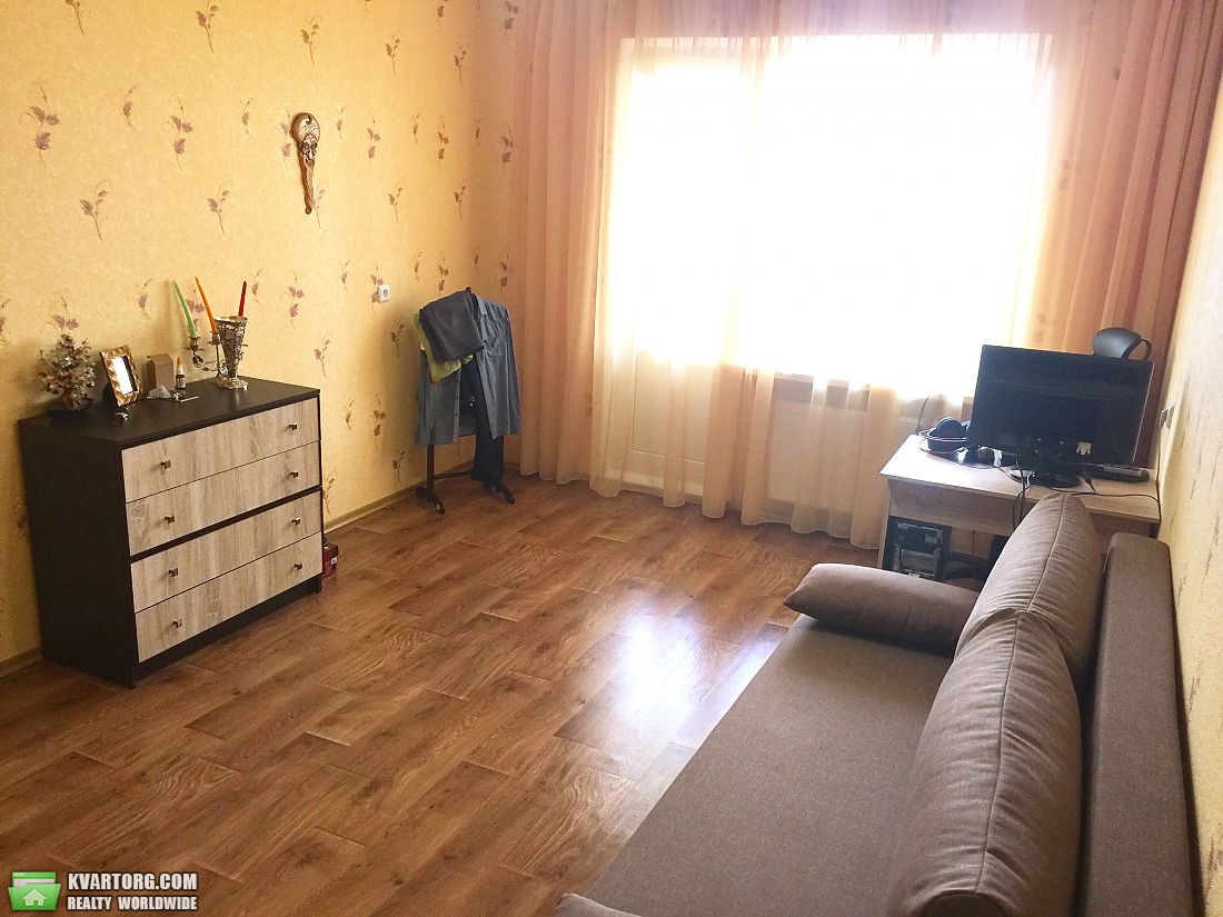 Sell 3-room apartment. Киев,  Здолбуновская — photo 6
