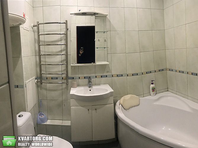 Rent out 2-room apartment. Киев,  Княжий Затон — photo 4