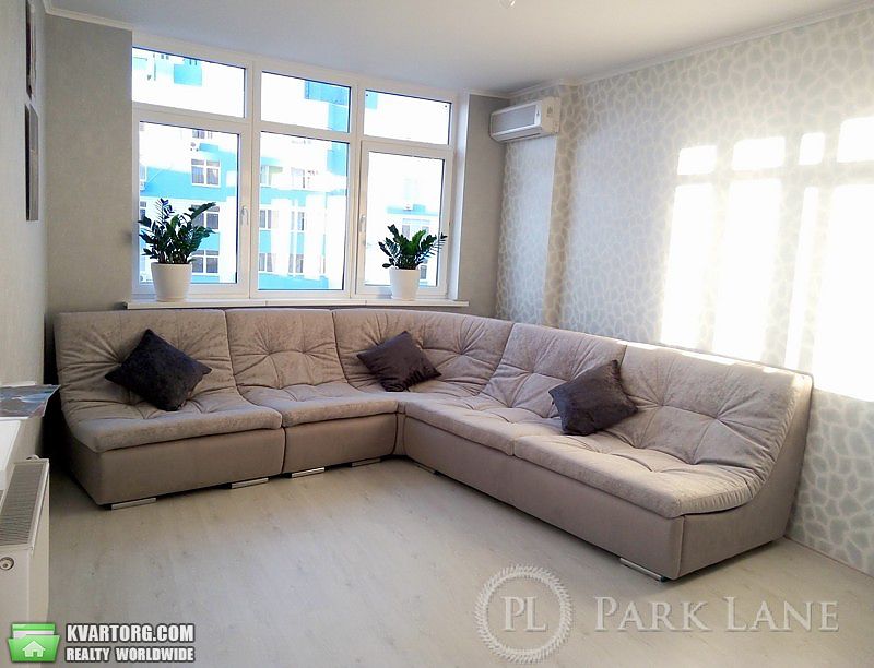 Sell 2-room apartment. Киев, Воскресенская — photo 1