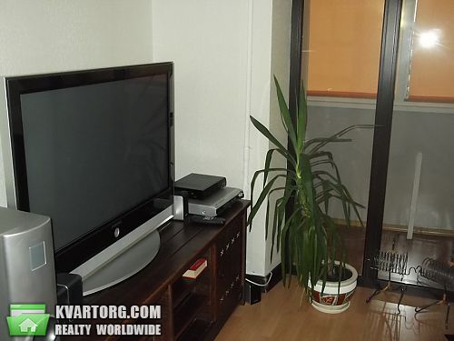 Rent out 3-room apartment. Днепропетровск, Победа 5 — photo 7