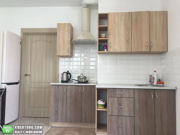 Rent out 1-room apartment. Киев,  Харьковское шоссе — photo 8