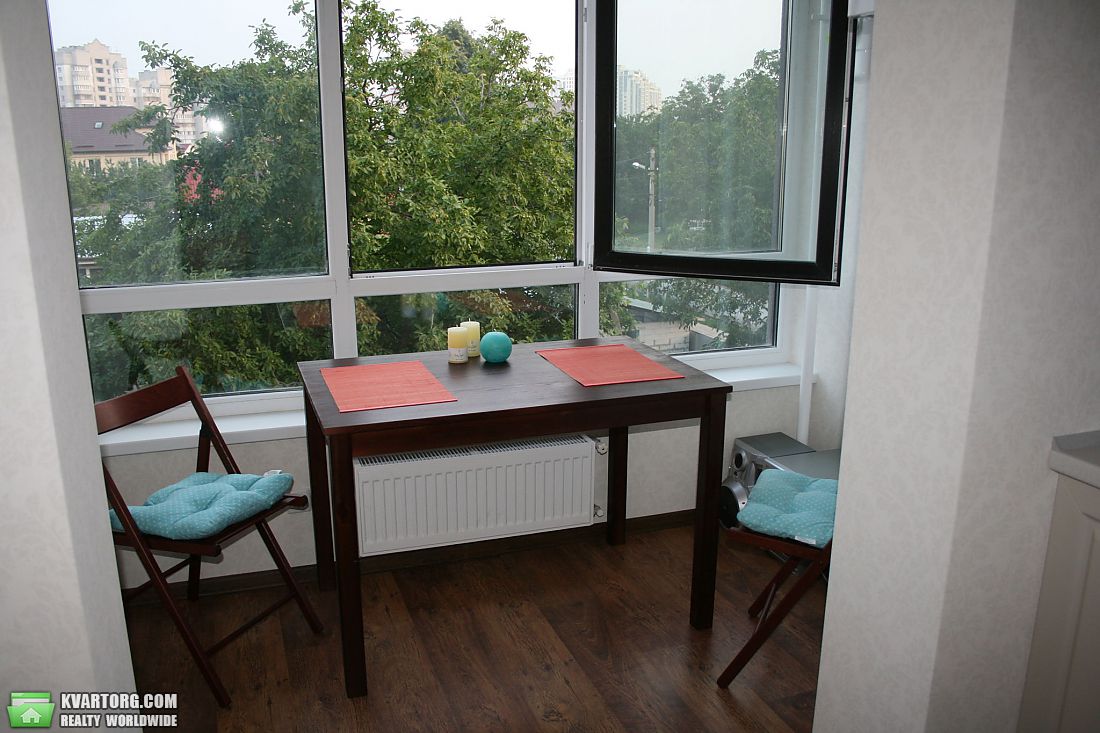 Sell 1-room apartment. Киев,  Московский пр — photo 2