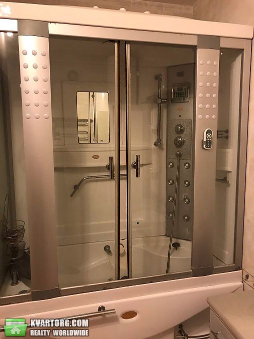 Rent out 3-room apartment. Киев,  Сеченова — photo 8