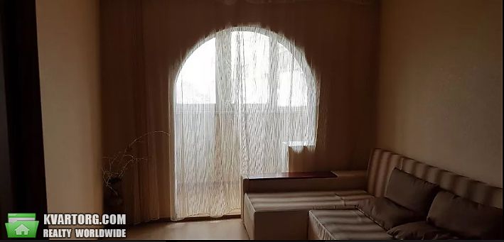 Rent out 2-room apartment. Киев, А.Николаева — photo 8
