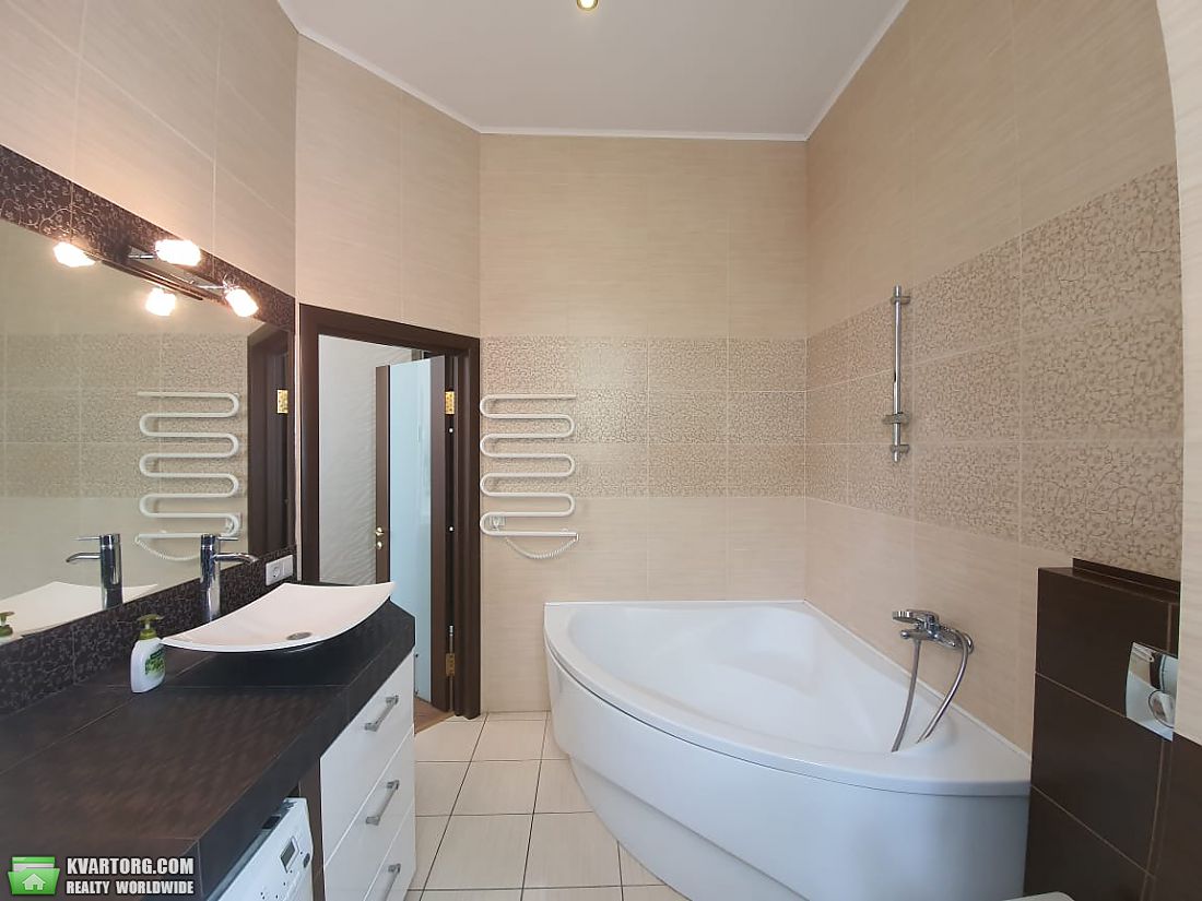 Rent out 2-room apartment. Киев,  Большая Васильковская — photo 3