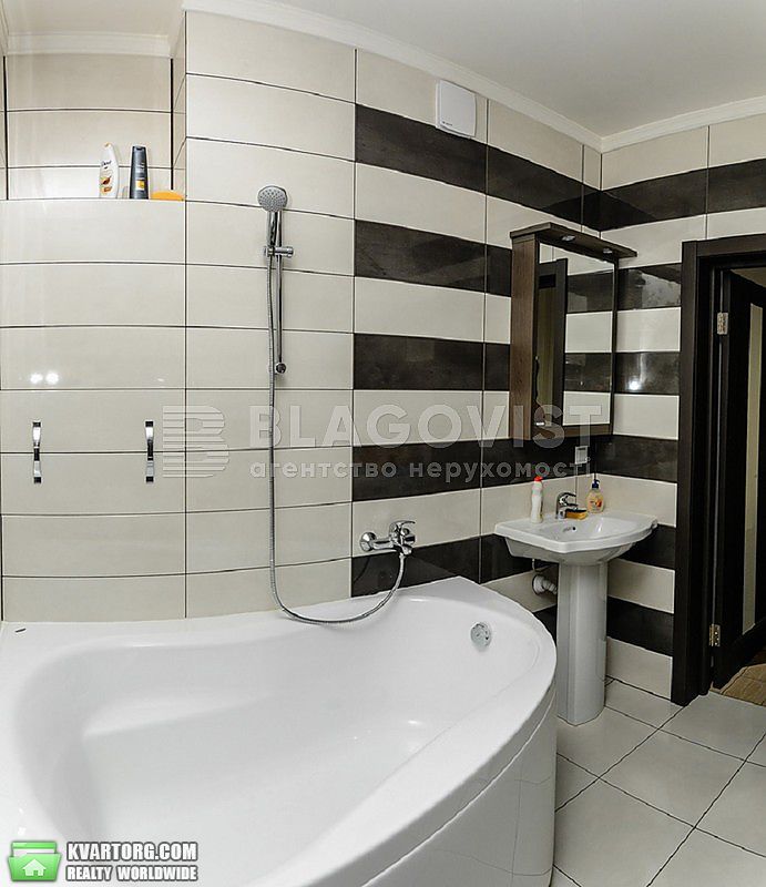 Sell 3-room apartment. Киев,  Ревуцкого — photo 7