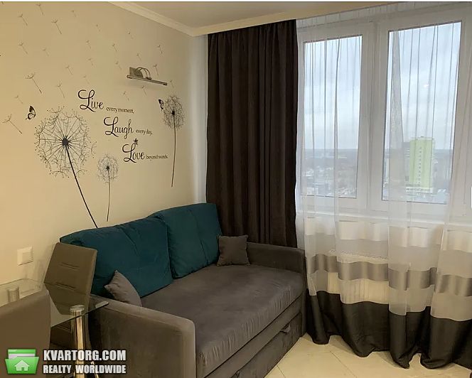 Rent out 1-room apartment. Киев, Юрия Поправки — photo 3
