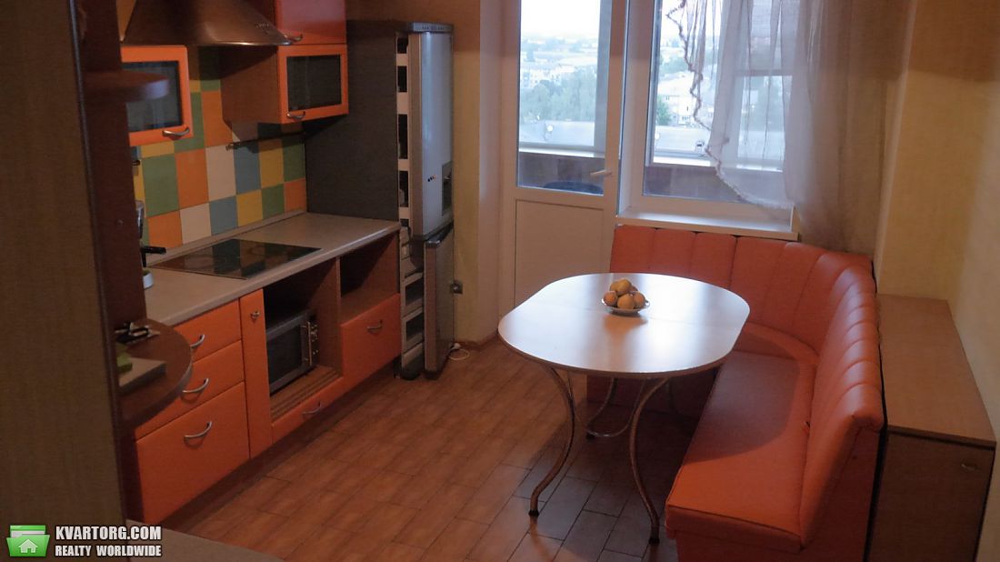 Rent out 1-room apartment. Киев,  Верховного Совета бул — photo 4
