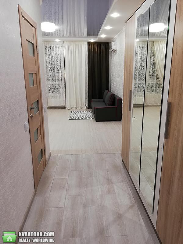 Sell 1-room apartment. Киев,  Днепродзержинская — photo 2