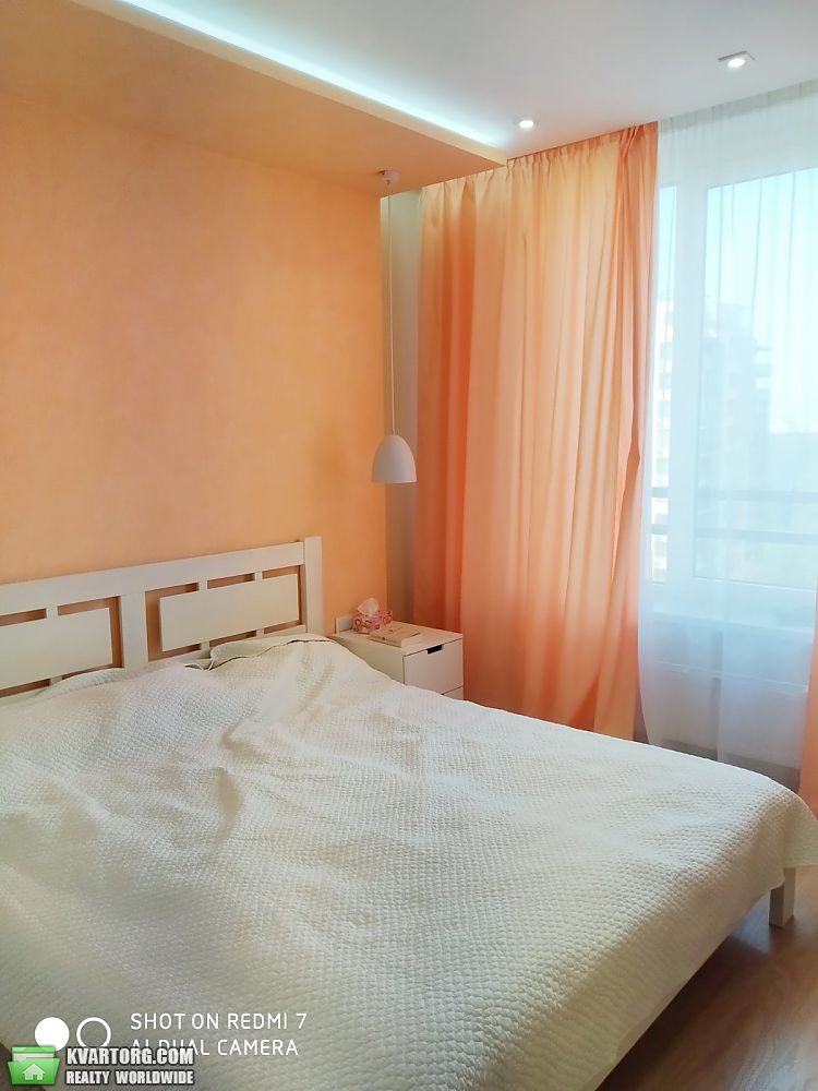 Rent out 2-room apartment. Киев,  Петрицкого — photo 6