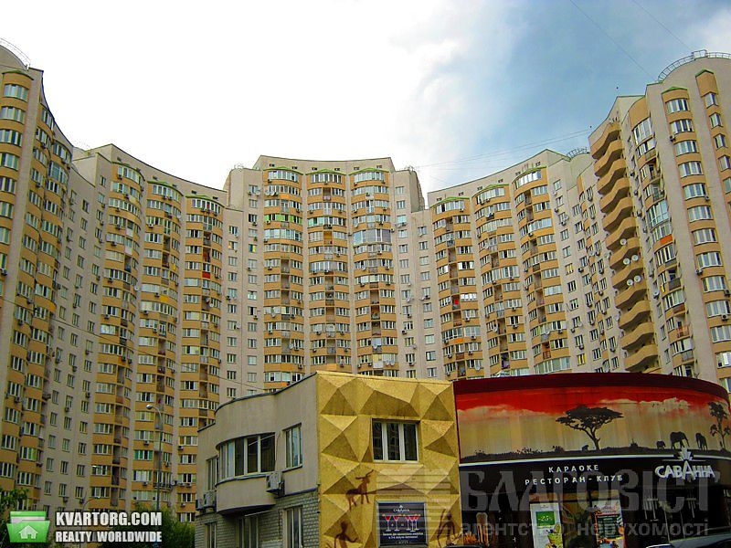 Sell 3-room apartment. Киев,  Урловская — photo 1