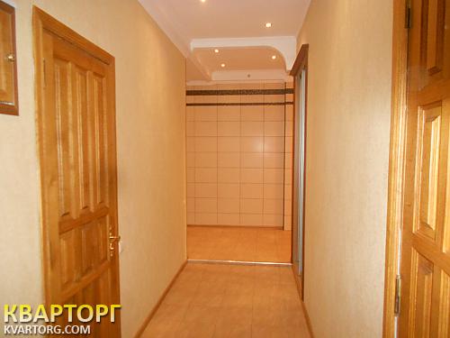 Rent out office. Киев, ул.Почайнинская — photo 1