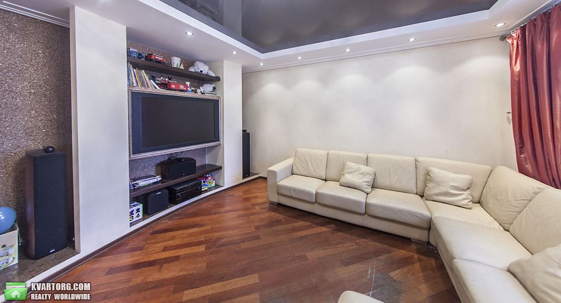 Sell 3-room apartment. Киев,  Волынская — photo 2