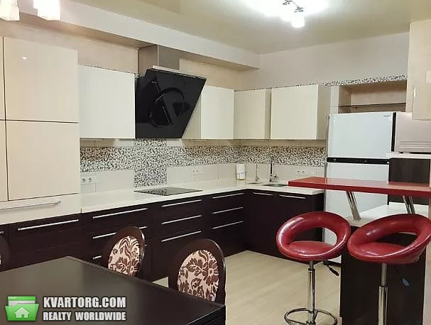 Rent out 4-room apartment. Киев,  Срибнокильская — photo 7