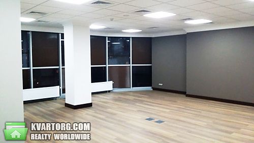 Rent out office. Киев, Черновола — photo 1