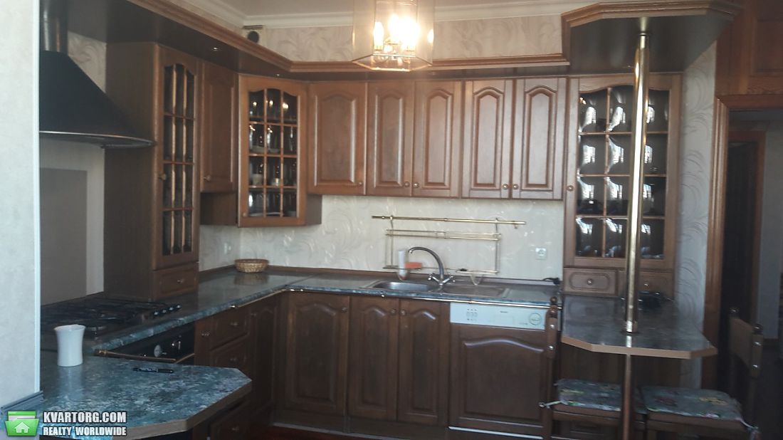 Rent out 3-room apartment. Киев,  Гмыри — photo 2