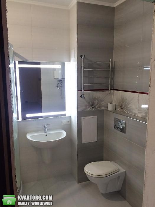 Rent out 2-room apartment. Киев,  Чавдар — photo 9