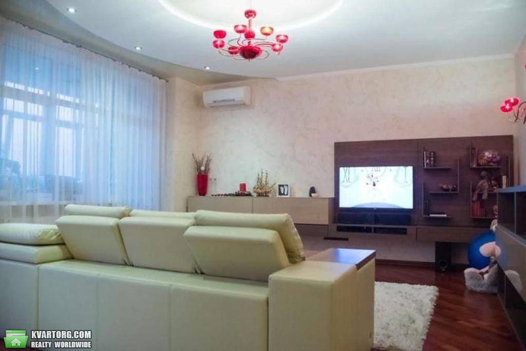 Rent out 3-room apartment. Киев,  Кудряшова — photo 1