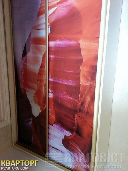 Rent out 2-room apartment. Киев,  Артема — photo 3