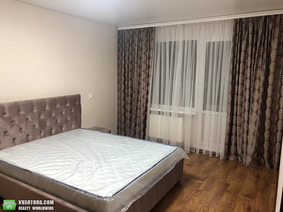 Rent out 3-room apartment. Киев, Данченко — photo 8