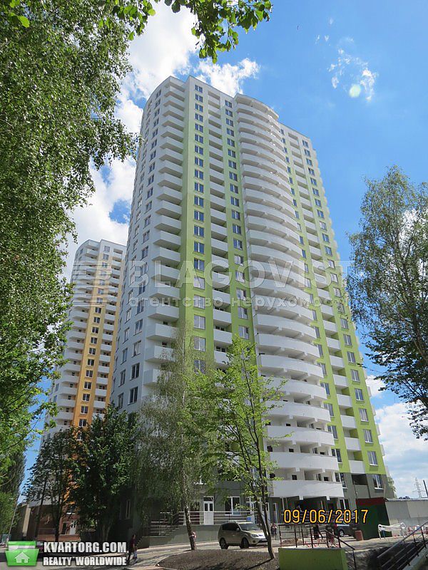 Sell 3-room apartment. Киев,  Обуховская — photo 1