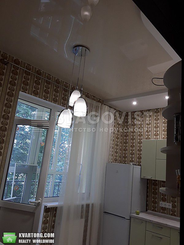 Rent out 2-room apartment. Киев, Жабаева Жамбила — photo 5