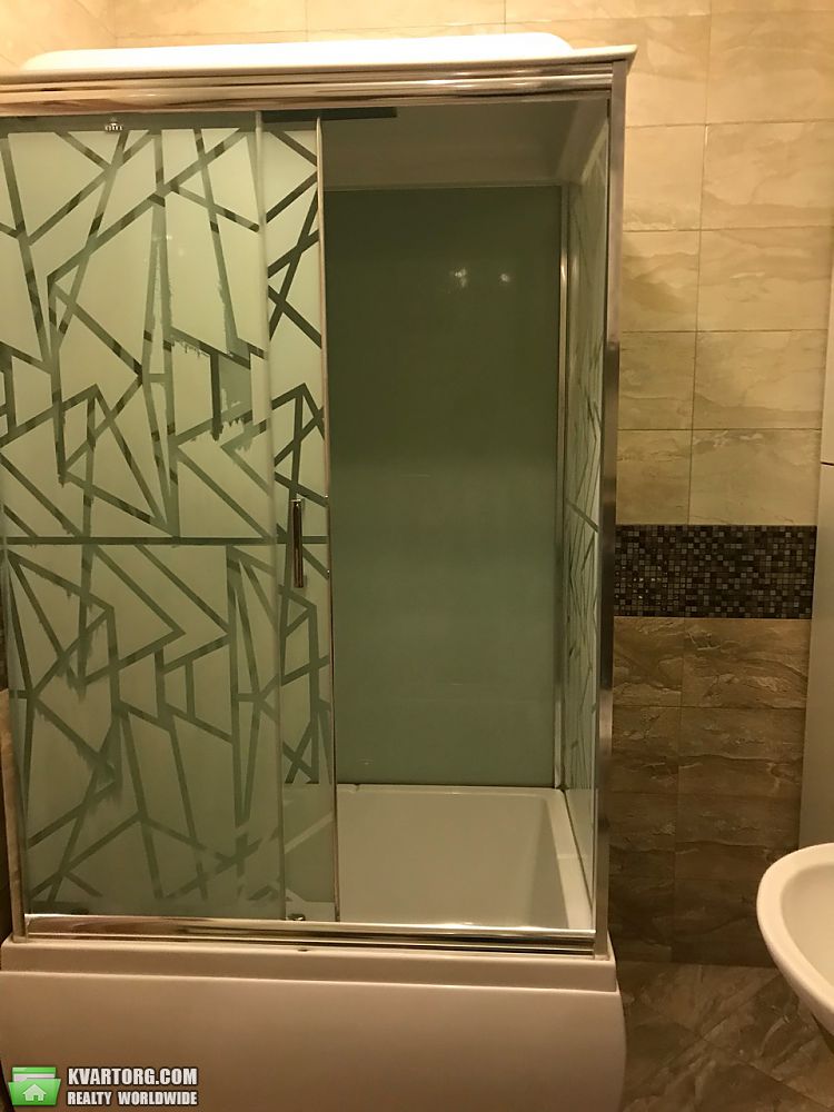 Rent out 2-room apartment. Киев,  Голосеевская — photo 10
