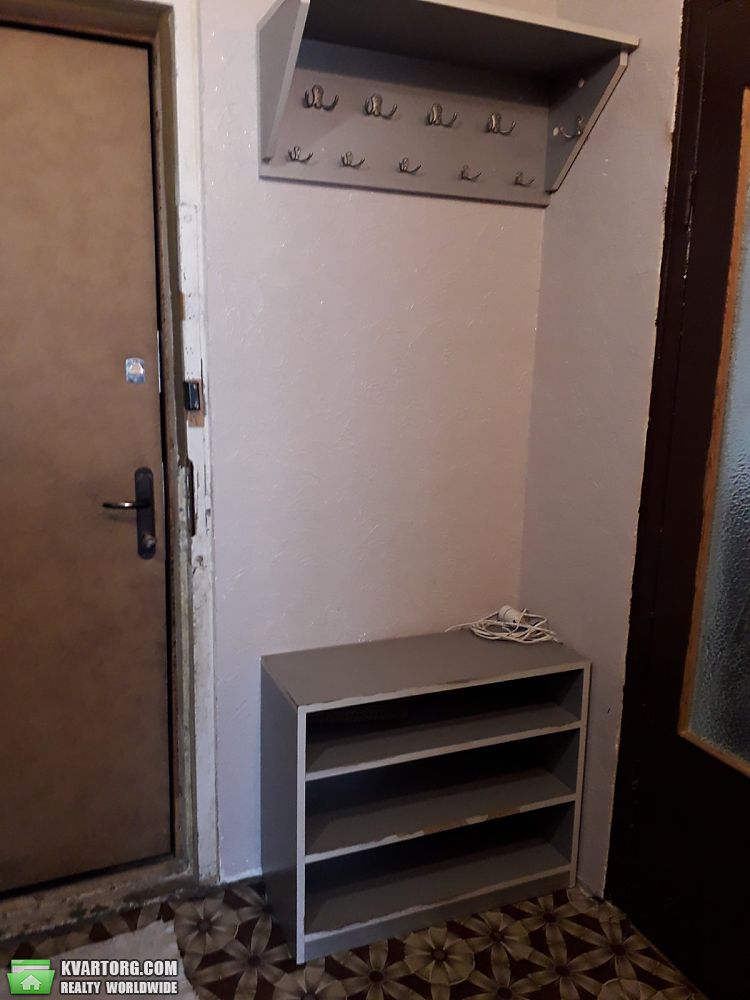 Rent out 1-room apartment. Киев,  Лисковская — photo 5